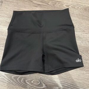 ALO Yoga Women's Black shorts